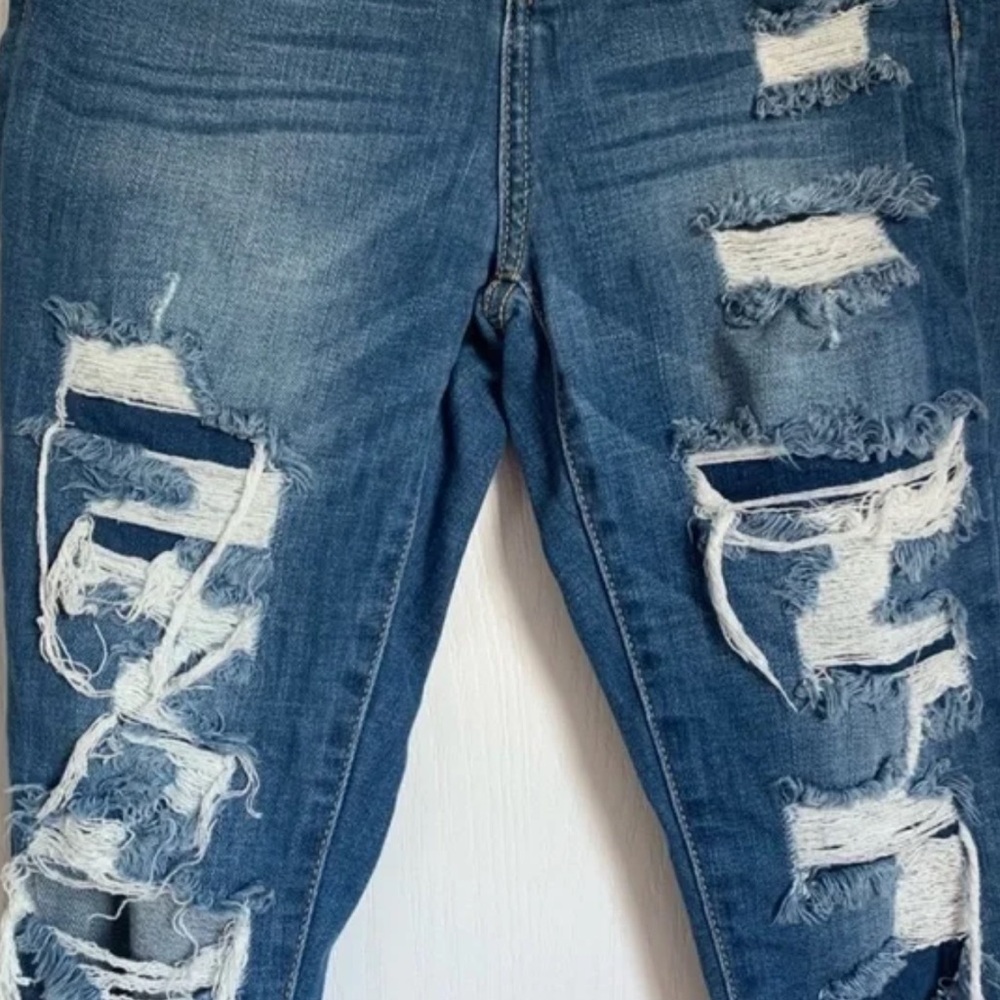 Cello Super High Rise Distressed Cut off Jeans - Picture 10 of 13